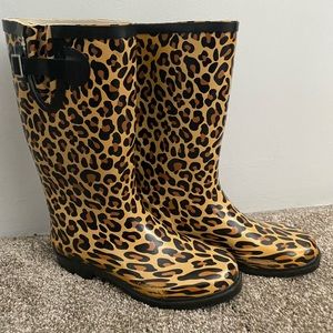 Cheetah print rain boots